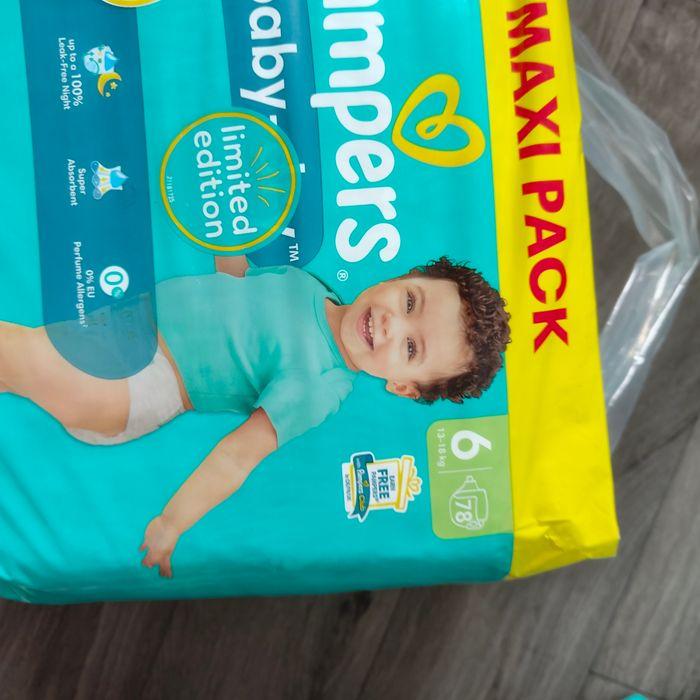 Maxi couche pampers taille 06 - photo numéro 2