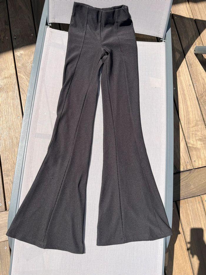 Pantalon pattes d’éléphant Bershka - photo numéro 3