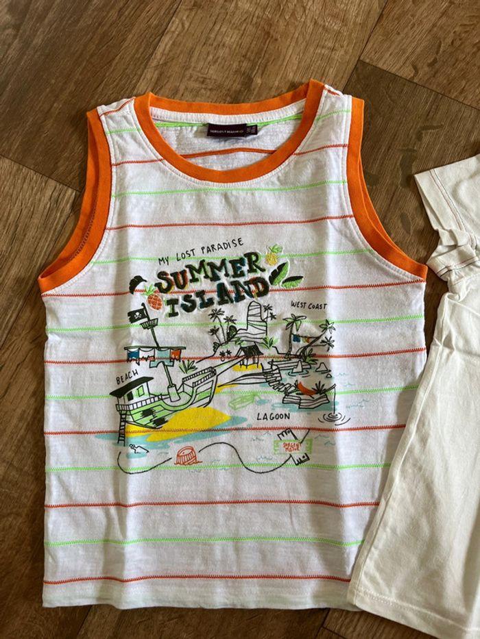 Lot 5€ : 2 tee shirts Sergent Major 5 ans - photo numéro 2