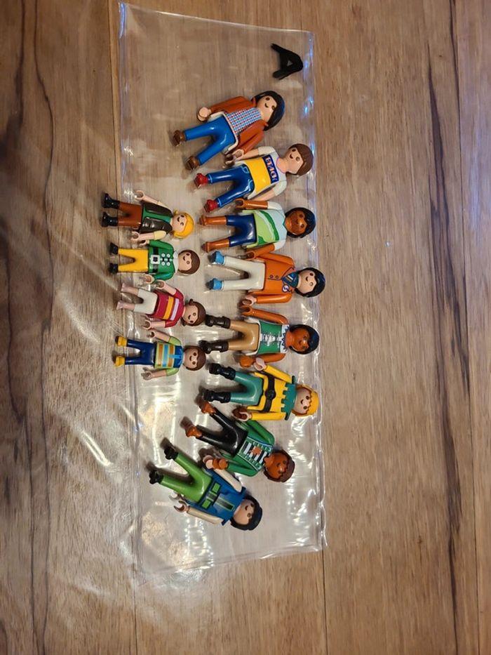 Lot de personnages playmobil