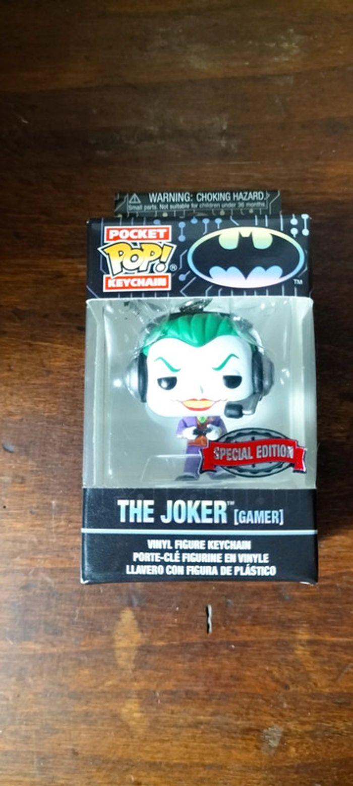 Funko pop pocket keychain Joker Gamer - photo numéro 1