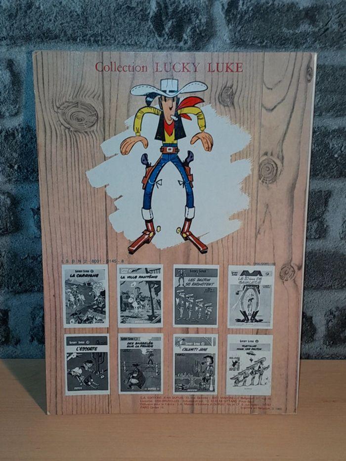 BD Lucky Luke 6 Hors-la-Loi 1980 - photo numéro 2