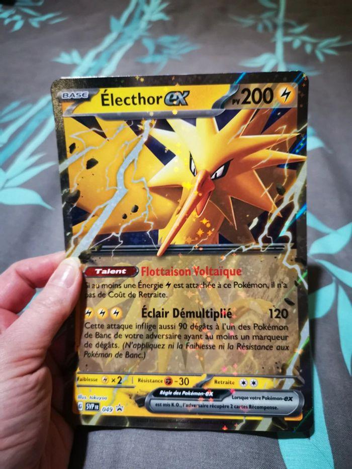 Grande carte Jumbo pokemon Electhor