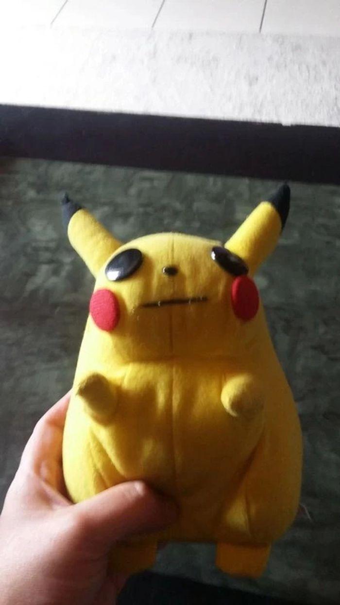 Peluche pokemon picatchu - photo numéro 2