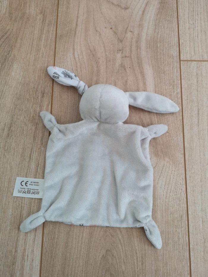 Doudou lapin IKKS Neuf - photo numéro 2