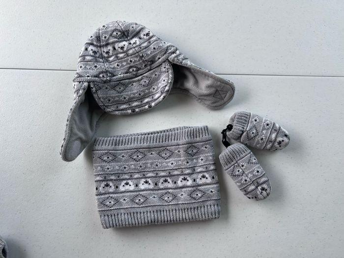 Ensemble bonnet set 🧤 écharpe 🧣 snood hiver vertbaudet  Taille 12/18 mois  Très bon était - photo numéro 2