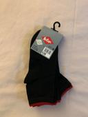 Lot de 3 paires de chaussettes noir et rouge lee Cooper pointure 39/42