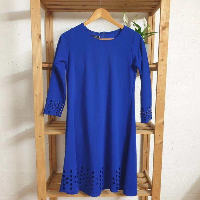 Robe bleue sweet taille M bon état - photo numéro 1