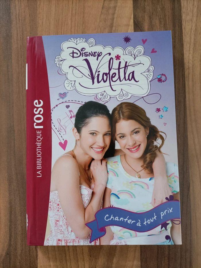 Livre Disney Violetta tome 3 - bibliothèque rose - photo numéro 1