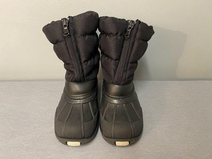 Botte de ski noire taille 27/28 - photo numéro 1