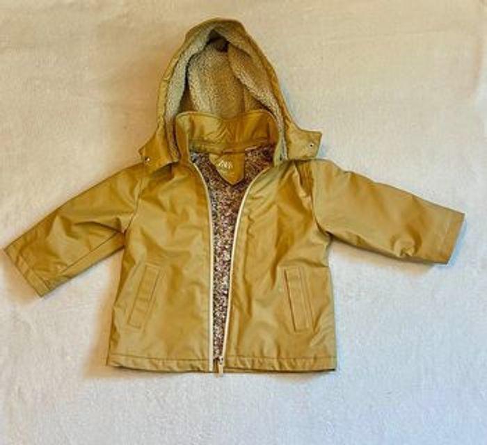 Imperméable Zara beige taille 3 ans / 98 cm - photo numéro 2