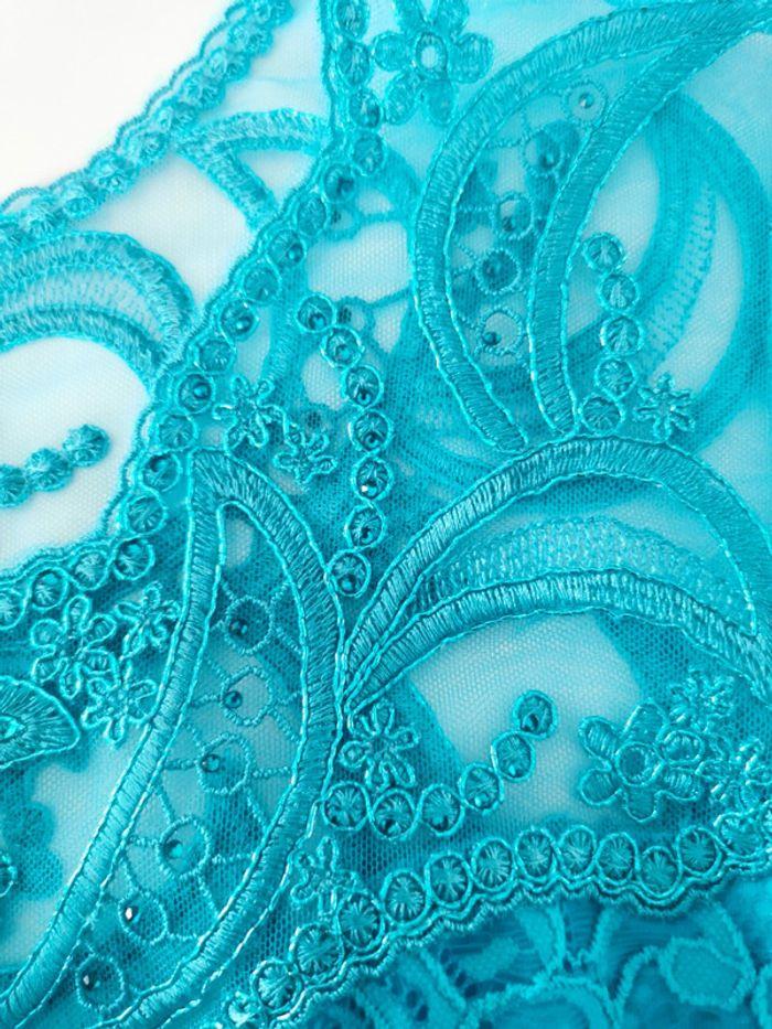 Top bleu turquoise strass et dentelle Eden Rose Taille 5 - XL - photo numéro 7