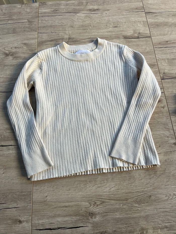 Petit pull - photo numéro 1