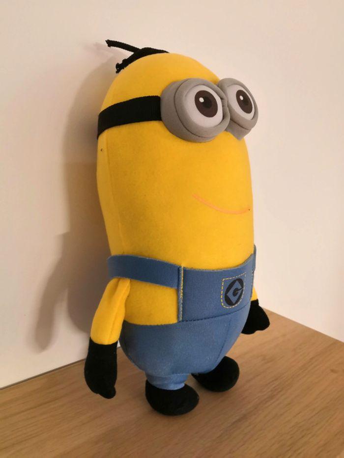 Peluche minion neuve - photo numéro 3