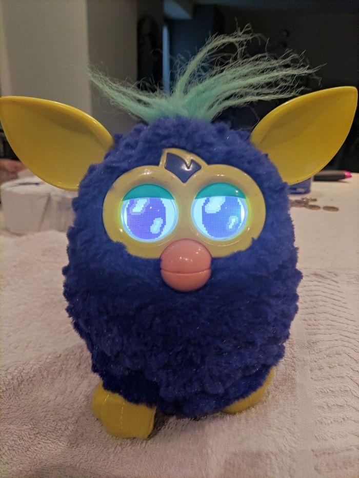 Furby 2012 avec boîte - photo numéro 1