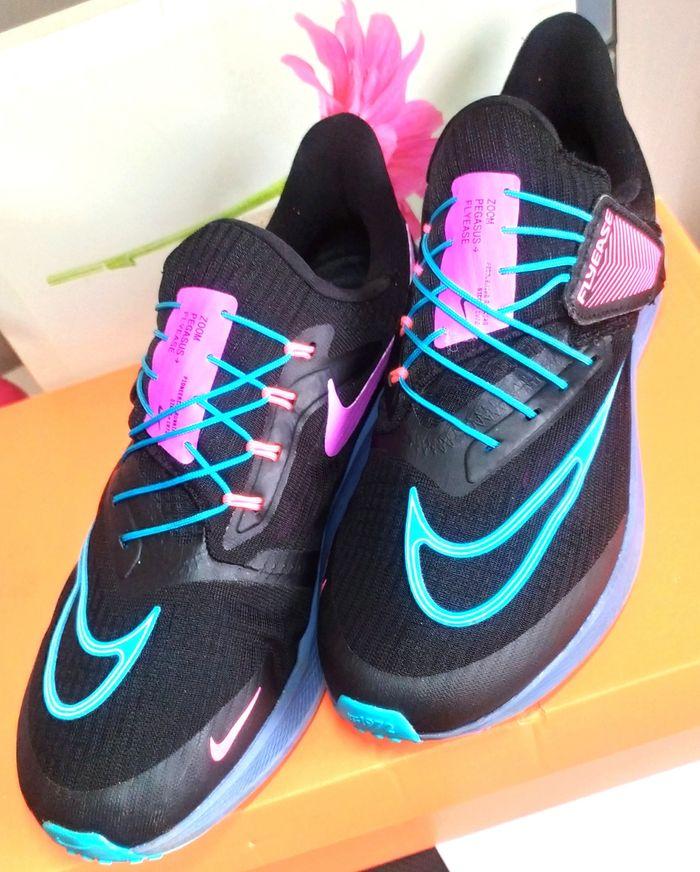 Baskets Nike Pegasus FlyEase SE Taille 40.5 - photo numéro 2