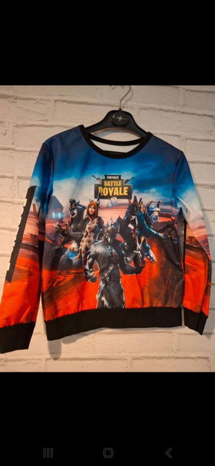 Magnifique pull fortnite - photo numéro 2