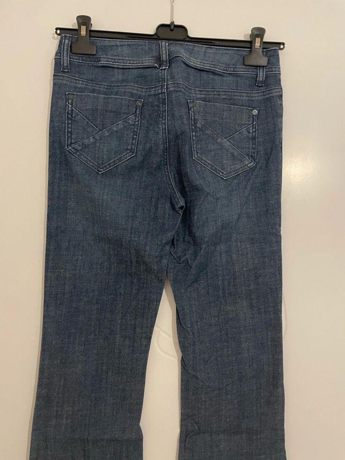 Jean bleu foncé taille haute coupe flare bas évasé large 3 suisses taille 36 - photo numéro 5