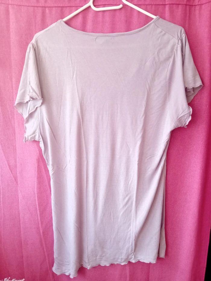 T-shirt mauve taille 48 / 50 - photo numéro 3