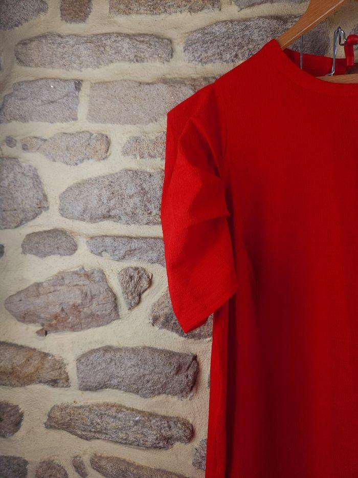 Robe manches bouffantes rouge Femme taille 52 marque Boohoo 🍓 - photo numéro 2