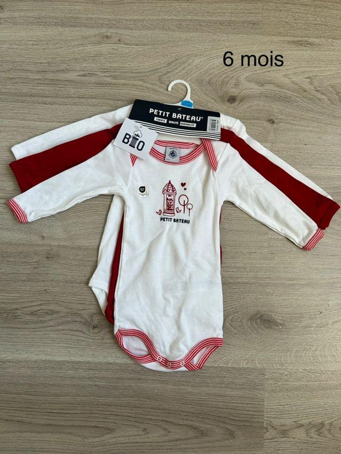 Lot de 3 bodies Petit Bateau 6 mois Neufs - photo numéro 1