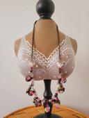 Collier style vintage perles roses strass faux diamants coeur