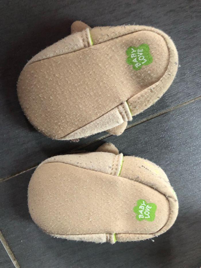 Chaussons bébé taille 6-12mois - photo numéro 3