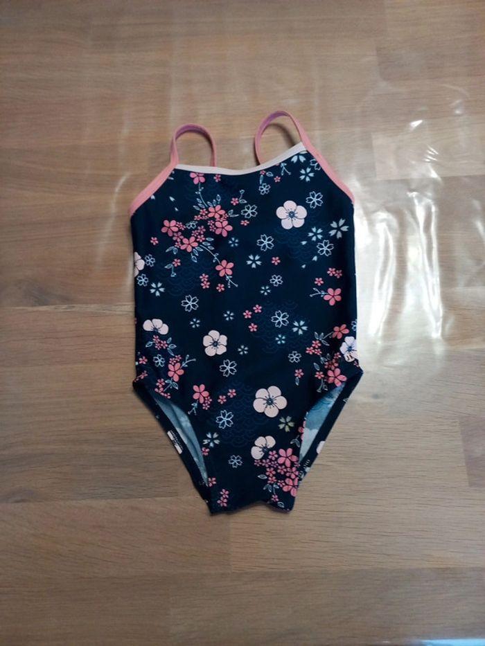 Maillot de bain 1 pièce - photo numéro 1