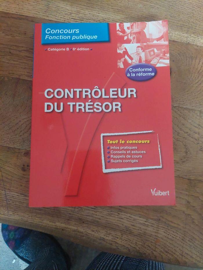 Contrôleur du trésor - photo numéro 1