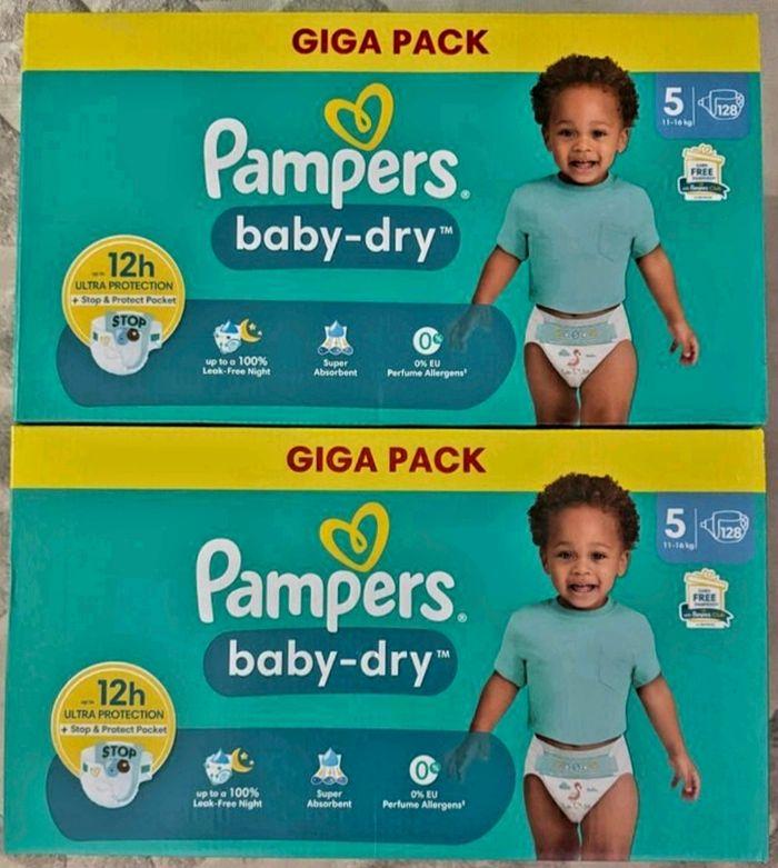 Gros lot 2 cartons pampers taille 5