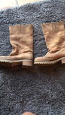 Bottes 38 daim beige Marque Ras