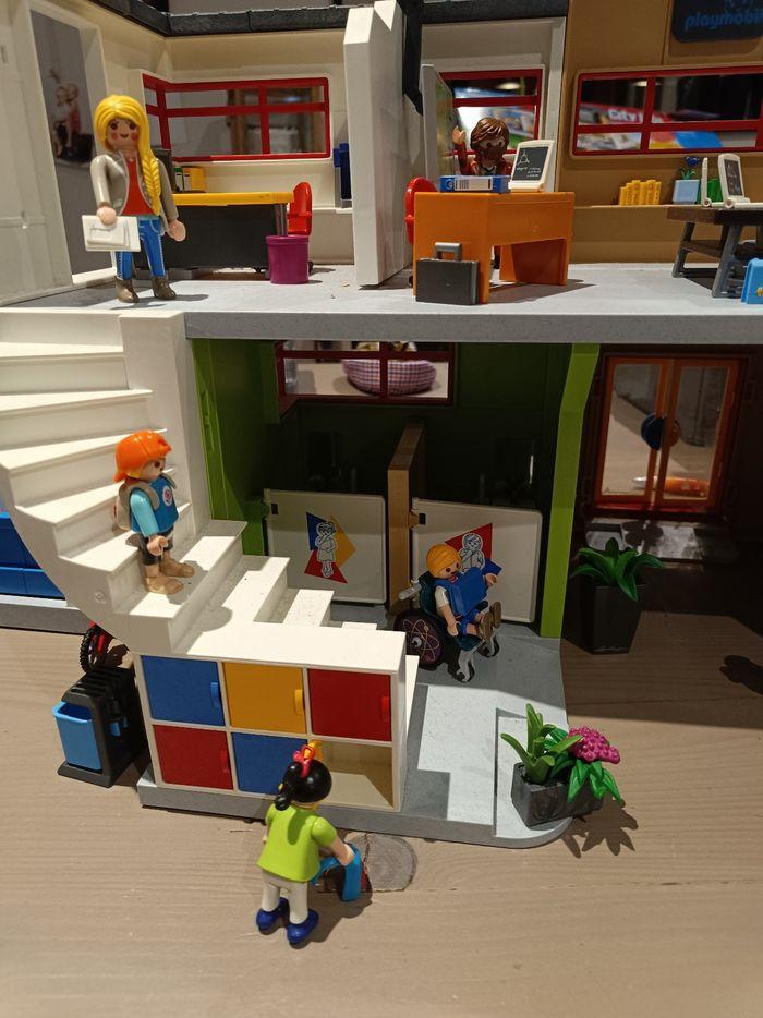 École playmobil - photo numéro 6