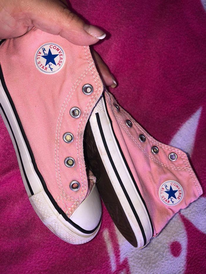 Converse rose - photo numéro 1