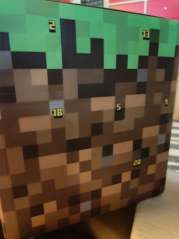 Calendrier de l'avent Minecraft Forme cube. Mojang Paladone - photo numéro 4