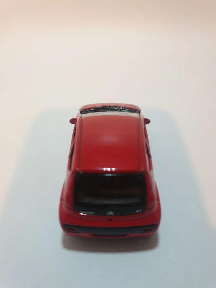 Welly Citroën C1 Rouge - 1/60 - photo numéro 9