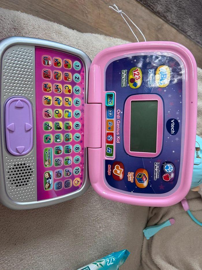 Ordinateur vtech genius kid - photo numéro 2