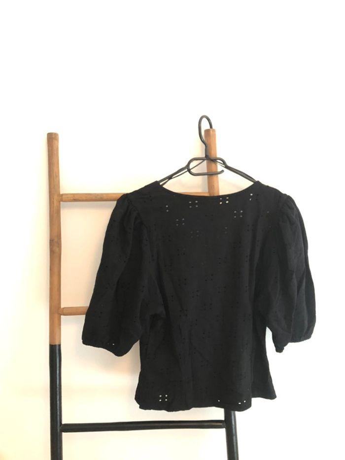 Top/Blouse Noire Manches Bouffantes - photo numéro 6