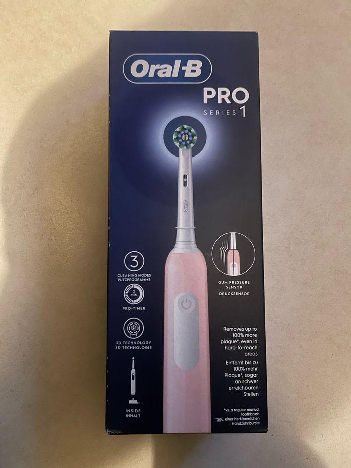 Oral B Pro série 1 rose - photo numéro 1