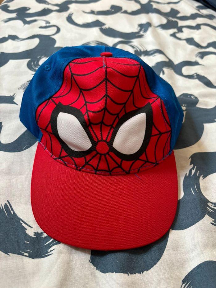 Casquette Spiderman - photo numéro 1