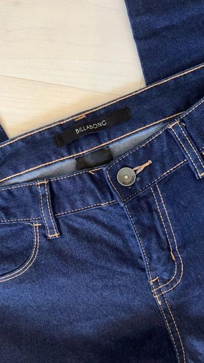 Jeans femme Billabong neuf taile 30 - photo numéro 2