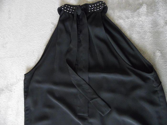 Jolie robe en voile noire, taille 44. - photo numéro 2