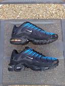 Nike tn requin taille 35