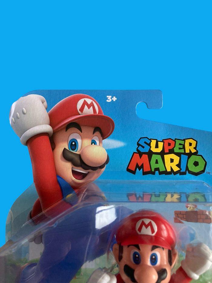 Figurine Mario +super champignon 10cm très bon état - photo numéro 3