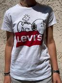 Tee shirt Levis taille S Snoopy