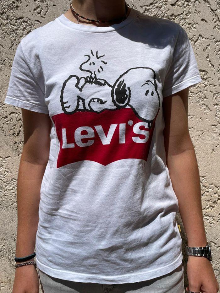 Tee shirt Levis taille S Snoopy - photo numéro 1