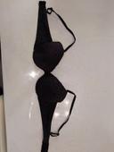 Soutien gorge noir a paillettes