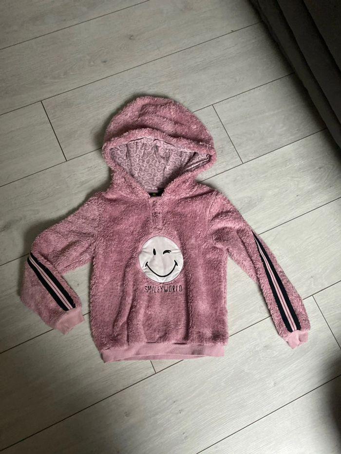 Pull à capuche - photo numéro 1