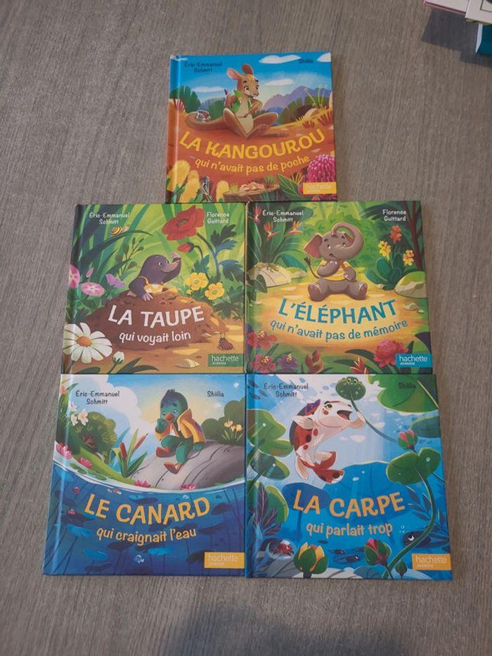 Lot de 5 livres de mcdo " contes d'animaux étonnants" - photo numéro 1