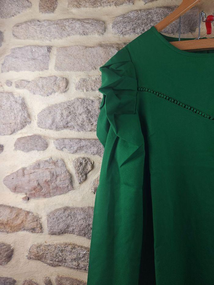 Robe manches gigot verte Femme taille 54 marque Asos 🍬 - photo numéro 2