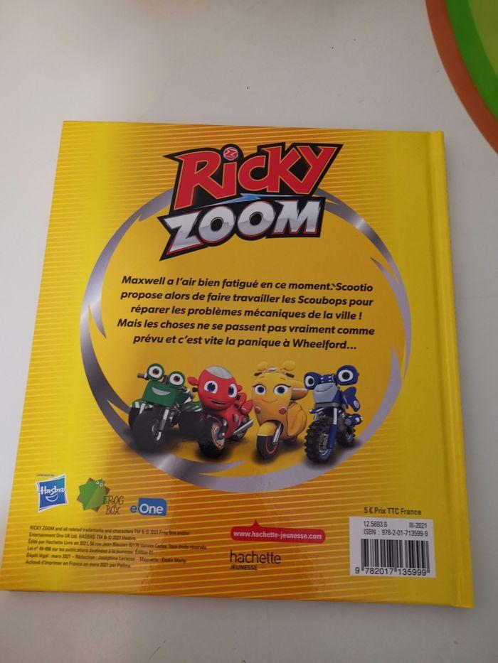 Livre Ricky Zoom et les apprentis garagistes - photo numéro 2